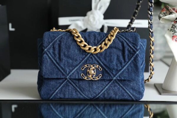 Cahnel 19 Flap Bag 26cm Goatskin Leather Spring/Summer Act 1 Collection, Blue Jean